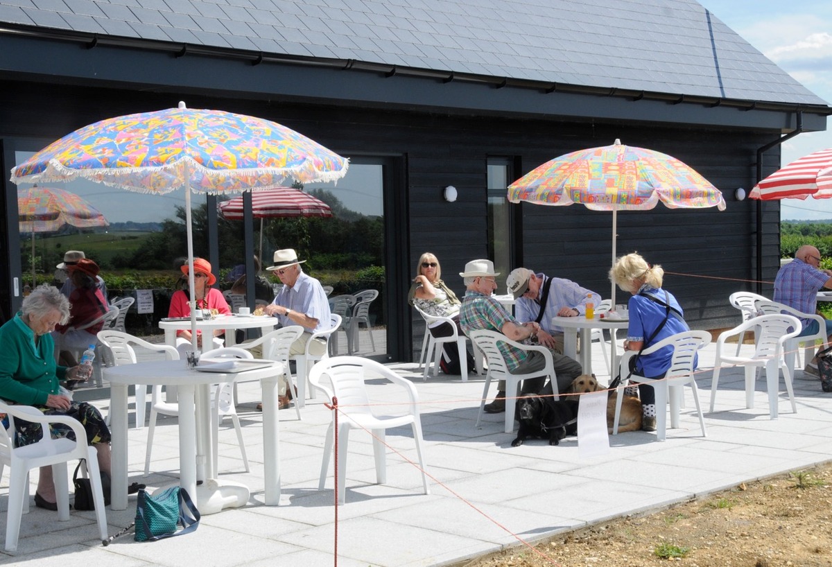 Fete 2017 Teas on the Patio